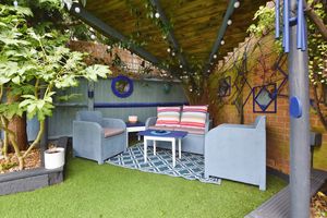 Photo 9- click for photo gallery